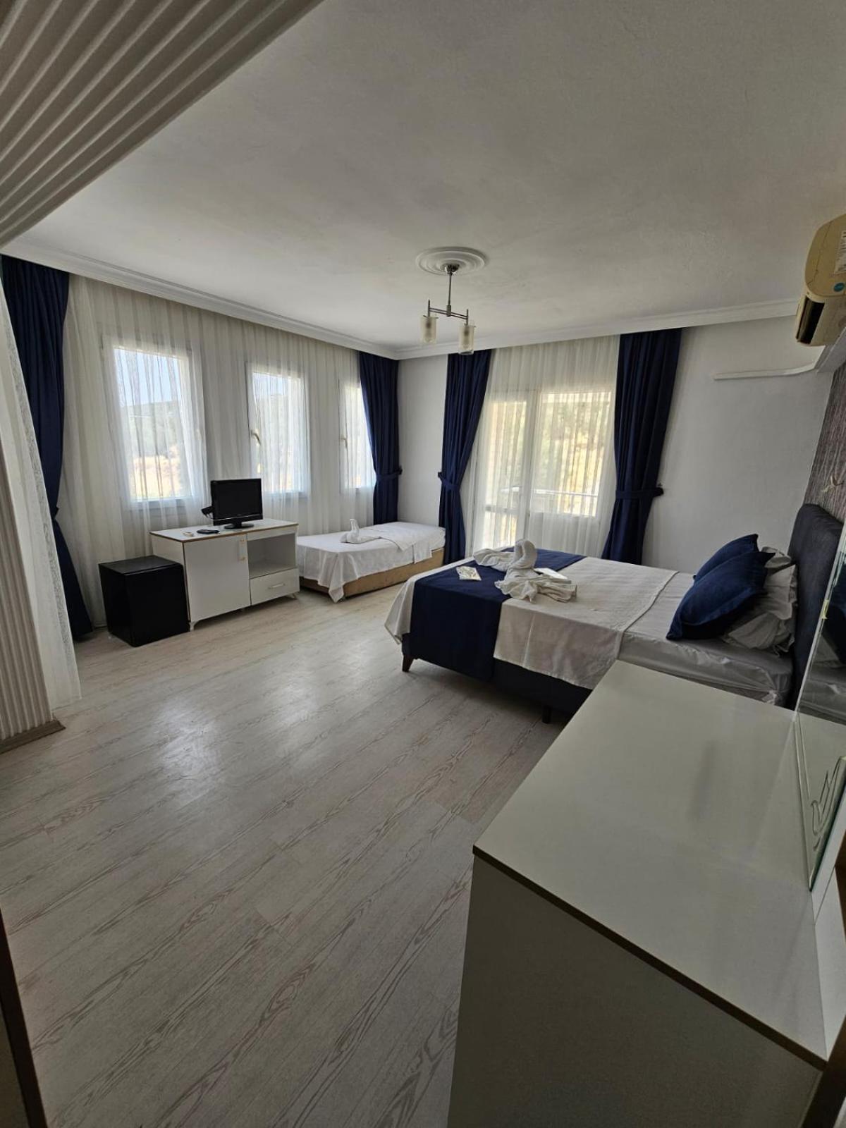 Yenifoca Ersan Hotel エクステリア 写真