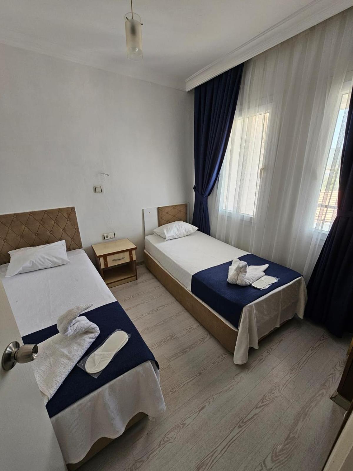 Yenifoca Ersan Hotel エクステリア 写真