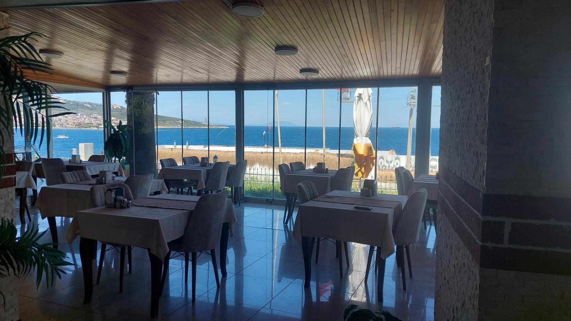 Yenifoca Ersan Hotel エクステリア 写真